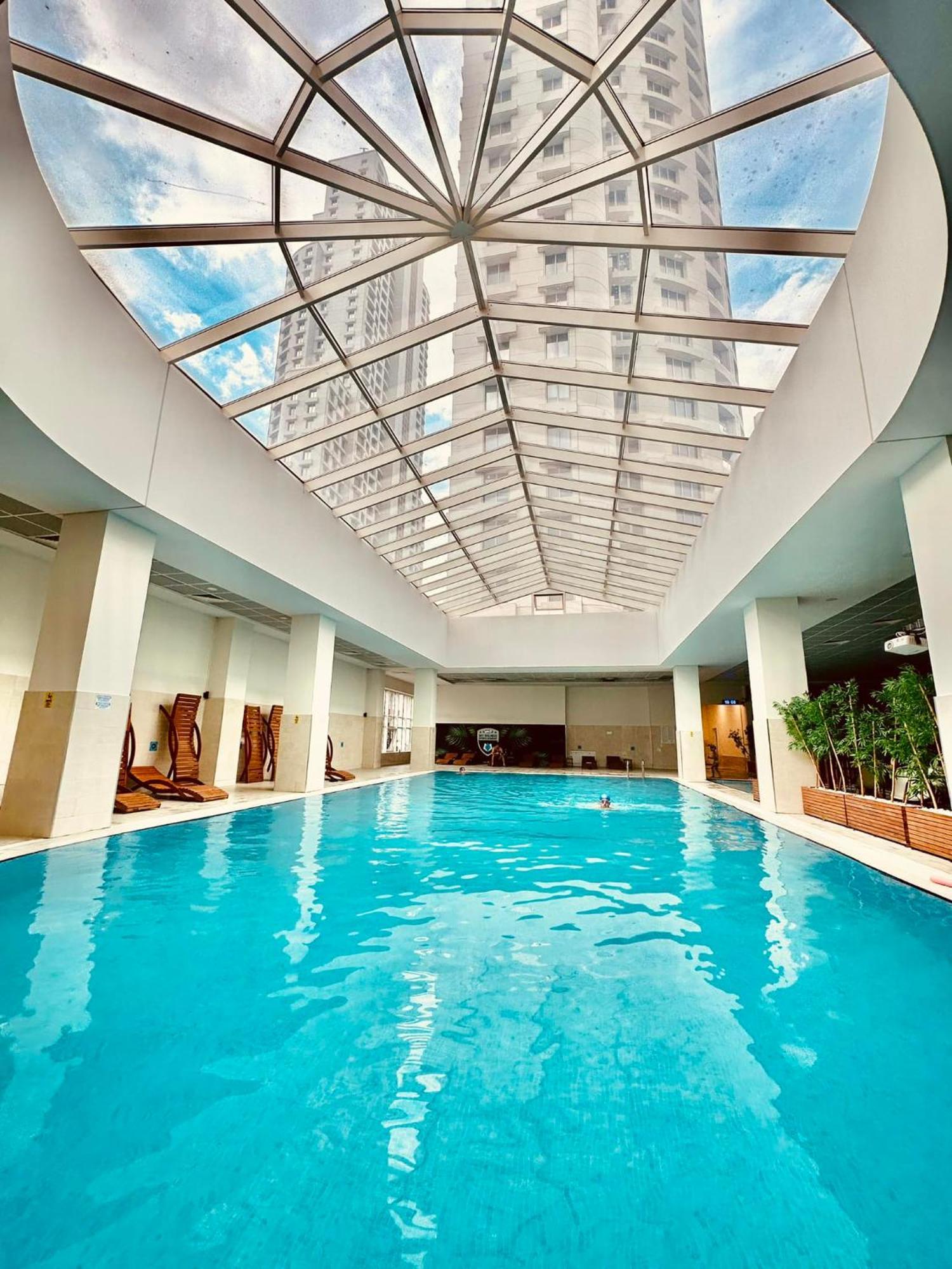 Luxury Condos On 18Th, 3Rd, 5Th Floor With Pool, Fitness, Parking Included Üsküp Dış mekan fotoğraf