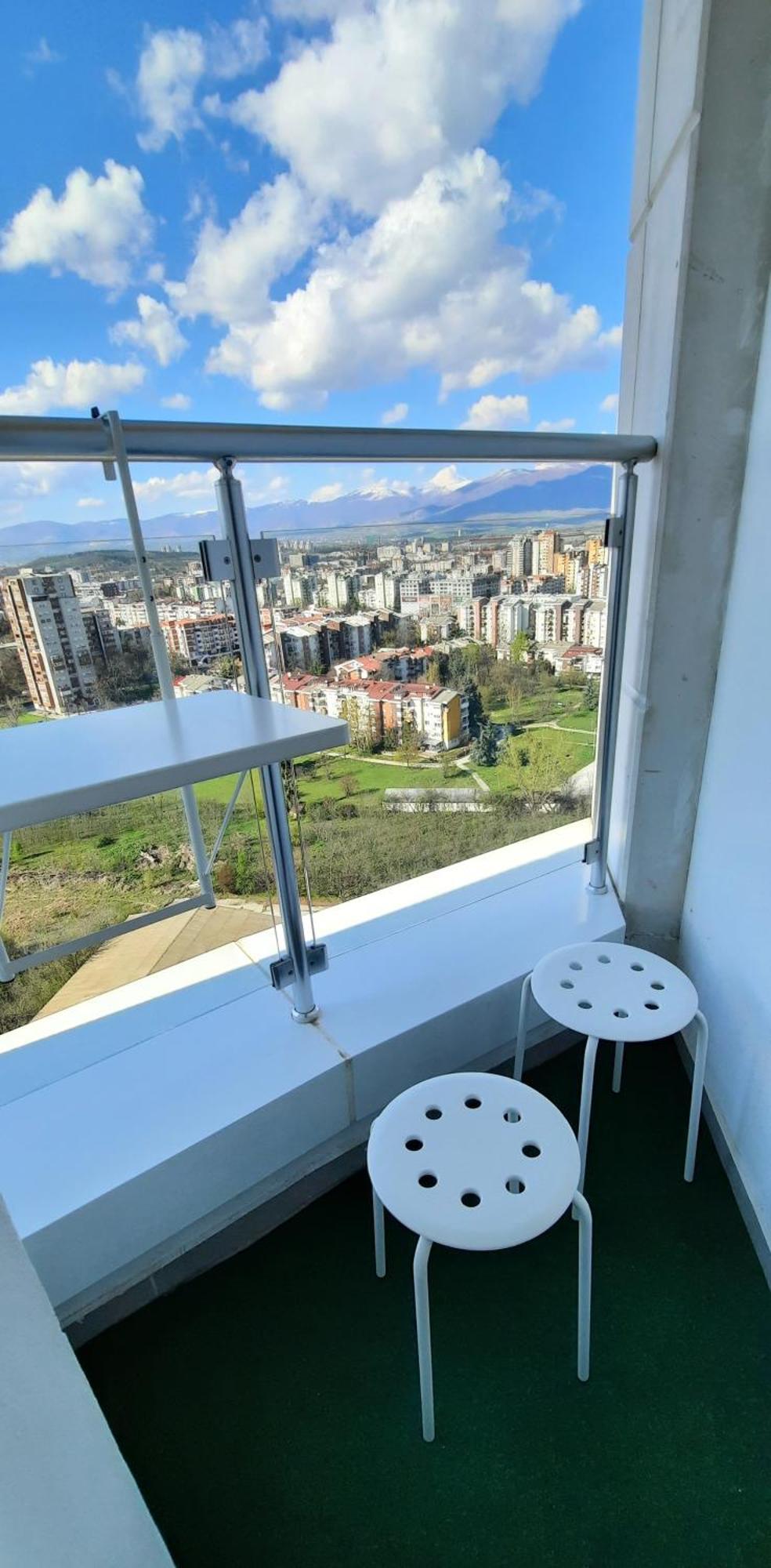 Luxury Condos On 18Th, 3Rd, 5Th Floor With Pool, Fitness, Parking Included Üsküp Dış mekan fotoğraf