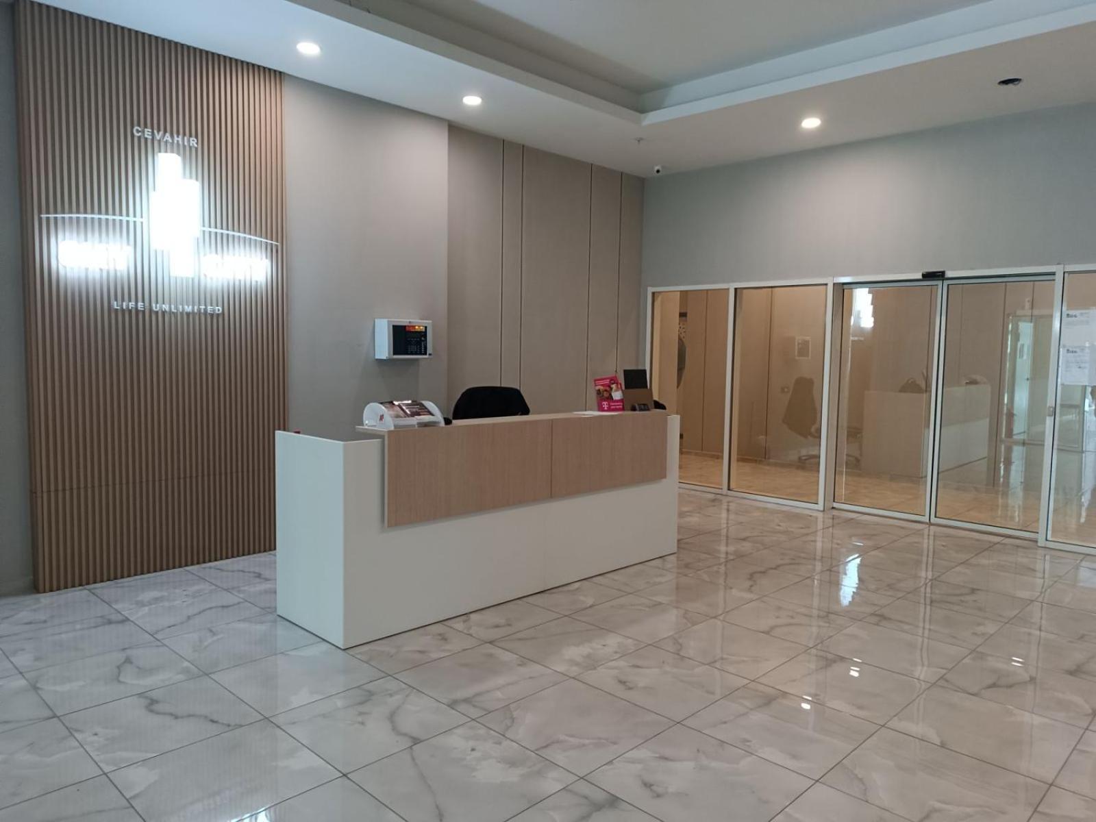 Luxury Condos On 18Th, 3Rd, 5Th Floor With Pool, Fitness, Parking Included Üsküp Dış mekan fotoğraf