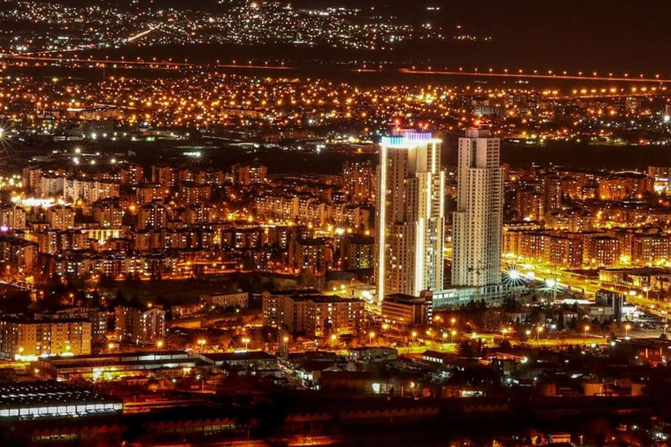 Luxury Condos On 18Th, 3Rd, 5Th Floor With Pool, Fitness, Parking Included Üsküp Dış mekan fotoğraf